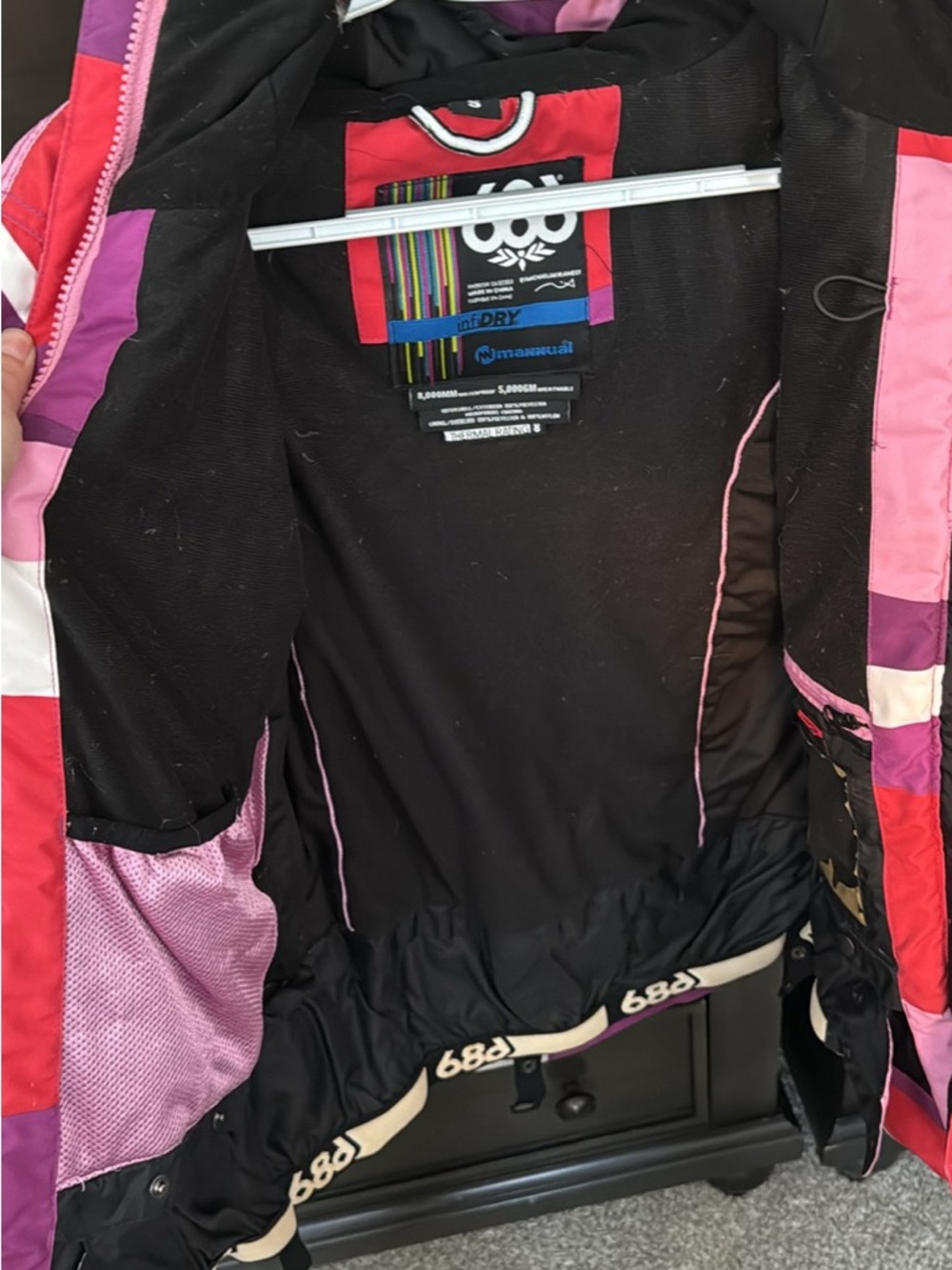 686 Women’s Pink, Purple & Red Colorblock Ski Jacket - Picture 3 of 3